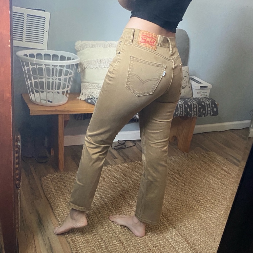 Levi's Women's Straight Leg Jeans - Tan
